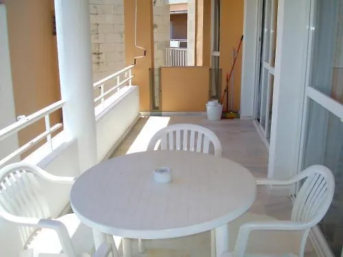 Islantur Las Americas Islantilla 0*,